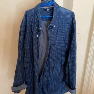 Uniqlo Microdot Medium Button-down